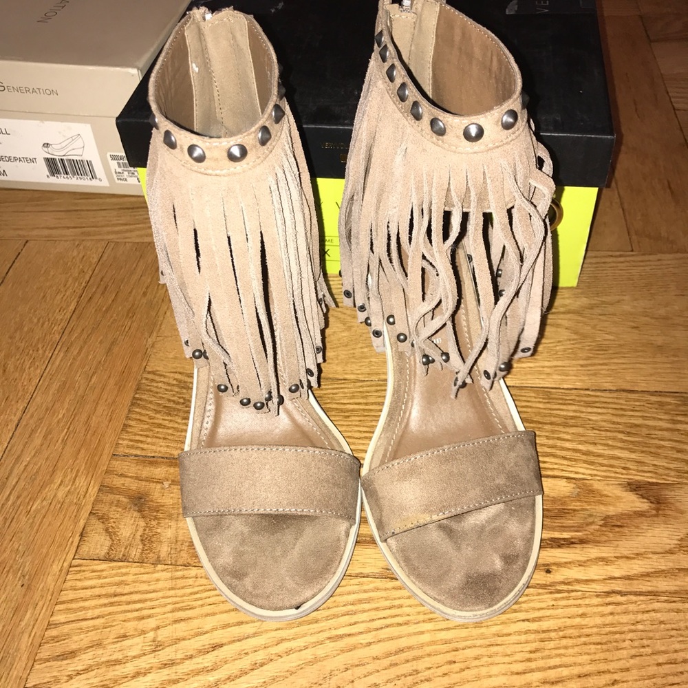 Fringe block heels